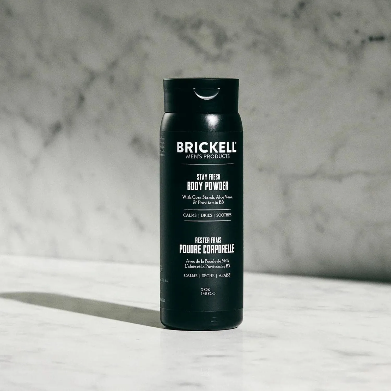Brickell Stay Fresh Body Powder (142g)