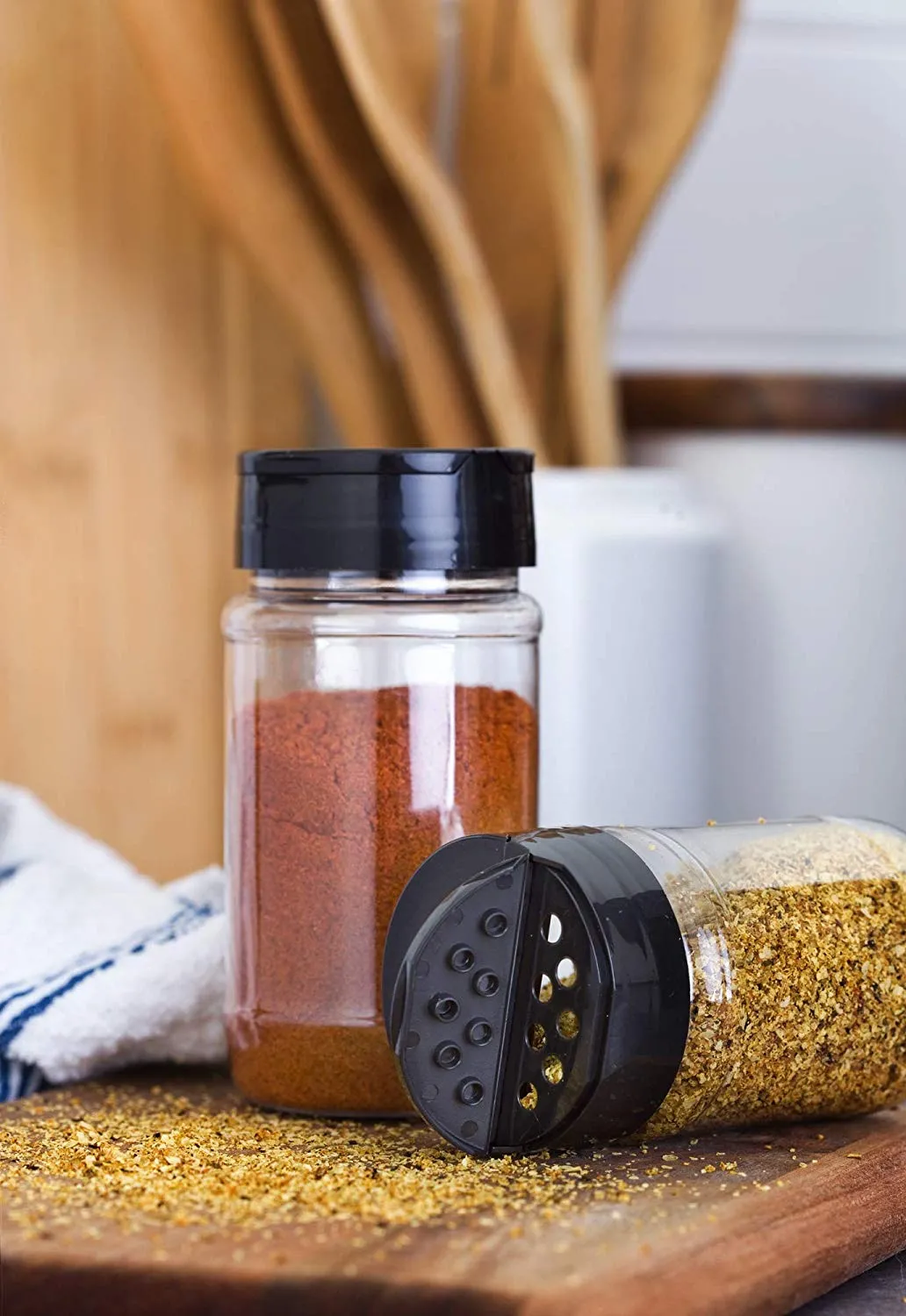 Clear Plastic Spice Bottle with Black Sifter - 6 oz / 180 ml